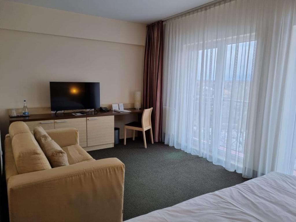 The Gerald'S Hotel Rădăuţi 外观 照片