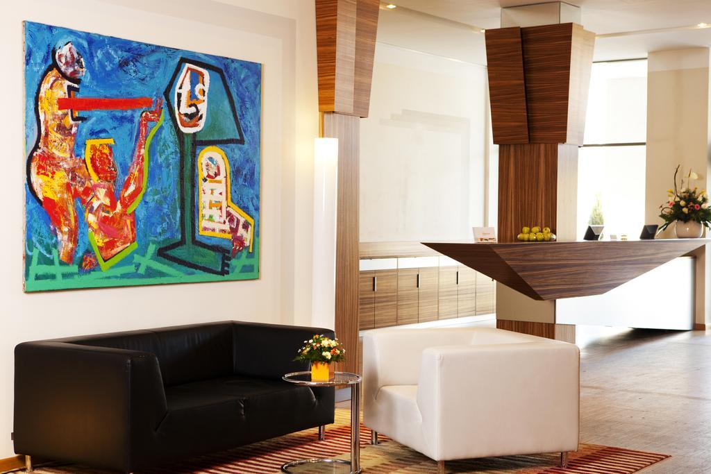 The Gerald'S Hotel Rădăuţi 外观 照片